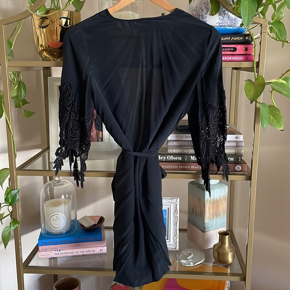 Stone Cold Fox Robe - Picture 4 of 4